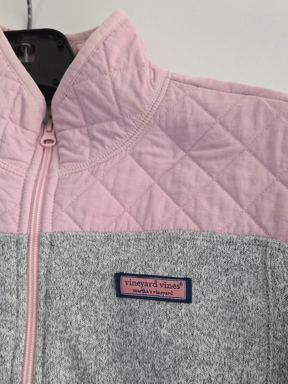 Vineyard Vines girl light